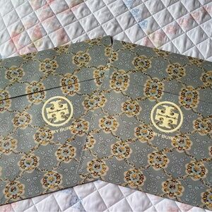 Tory Burch Envelope Gift Bag set of two